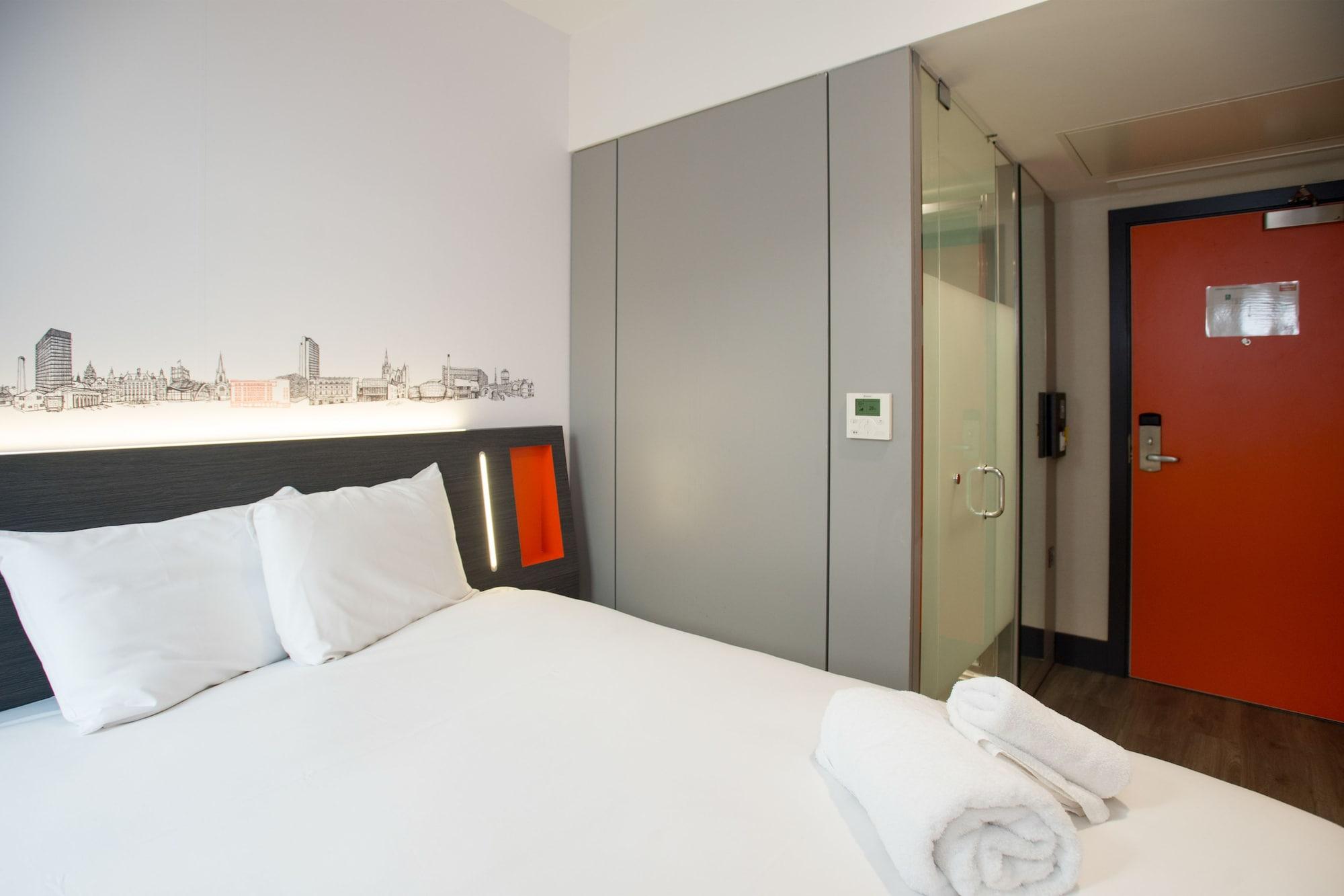 Easyhotel Hotel